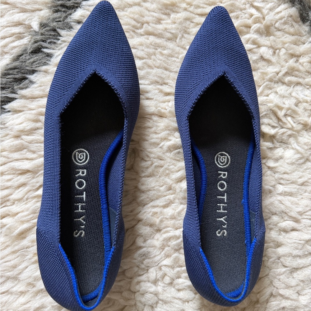 Rothy's Women's Navy Blue Pointed Flats